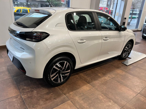 Peugeot 208 1.0T Allure Pack