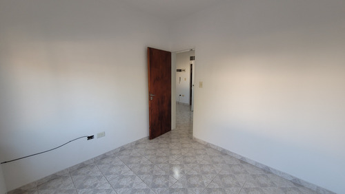 Alquiler Departamento De Dos Ambientes En Wilde