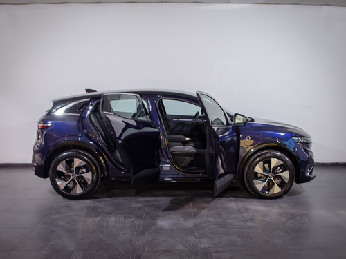 Renault Megane E-Tech Electrico