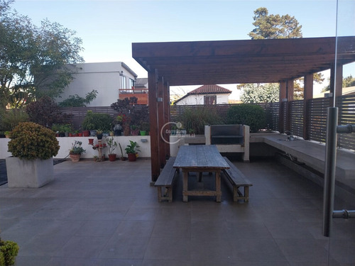 Venta Departamento En Concón, 1 Dormitorio, Estacionamiento.