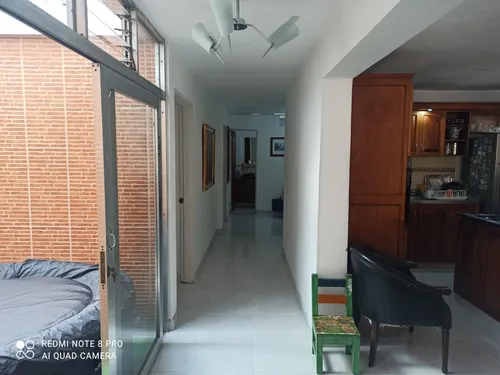 Se Vende Cómoda Casa En La Castellana Primer Piso