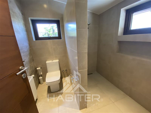 Exclusiva Casa En Venta 5d Cerca Sport Francés En Vitacura