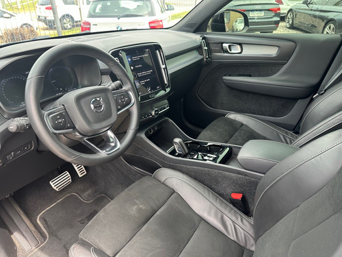 Volvo Xc40 Recharge R Design Híbrida Enchufable