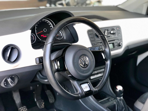 Volkswagen Up! Cross Tsi 1.0 Flex