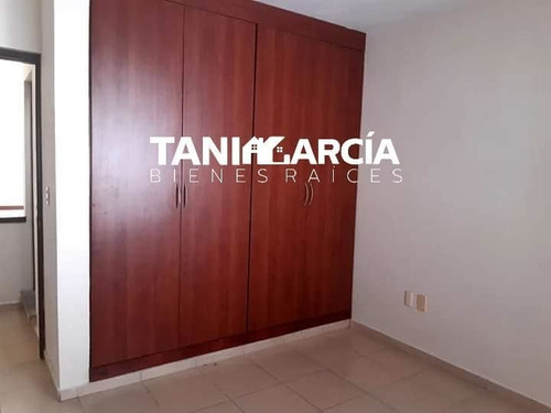 Imagen 4 de 7 de Casa En Renta De 3 Recamaras En Privado Fortin