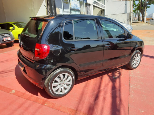 Volkswagen Fox 2013 1.0 Trend Tec Total Flex 5p