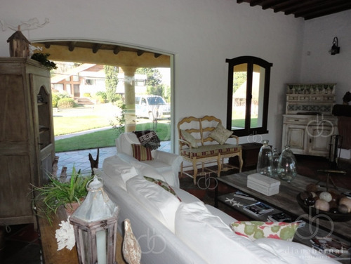 Imagen 8 de 30 de Chalet De 1.800m2, 4 Dormitorios Y Piscina En Pinares, Punta Del Este