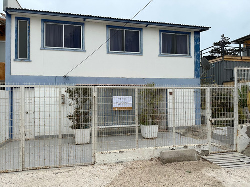 Se Aceptan Ofertas! Venta Casa Tipo Hostal En Bahía Inglesa