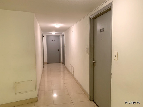 Imagen 11 de 21 de Venta Oficina Cordón Con Portería 24hs, Luminosa Y Con Vista Despejada