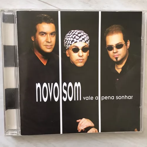 Vale a pena relembrar essa lindíssima canção da Banda Novo Som