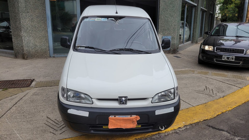 Imagen 2 de 10 de Peugeot Partner Furgon 240000