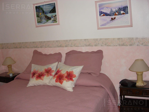 Casa En Venta 6 Ambientes,-pileta Climatizada-calle Saavedra Al 600-parque Sakura