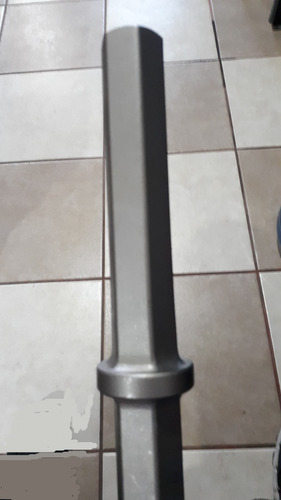 Cincel Plano Hex. 1-1/8 520mm P/concreto Makita D21369