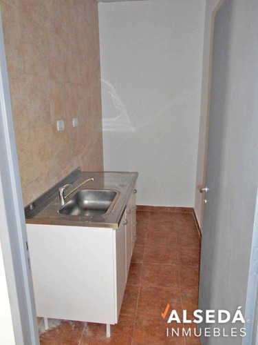 Imagen 20 de 27 de Casa Uso Comercial - Luis Agote