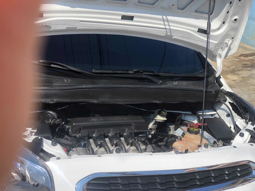 Chevrolet Spin 2017 1.8 Ls 5l 5p