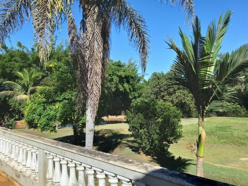 Imagem 12 de 13 de Essa É A Chácara Perfeita Para Quem Está Em Busca De Segurança E Principalmente Conforto, Confira: - 1475