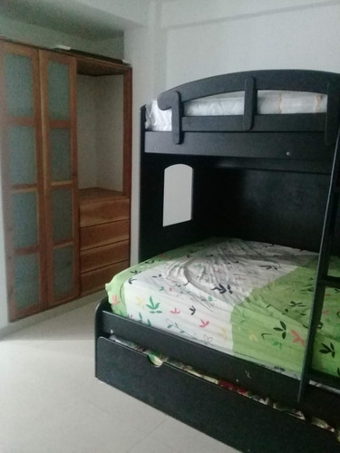 Imagen 6 de 9 de Apartamento En Alquiler En Res Villas Del Mar, Av Bolivar.