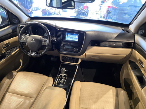 Mitsubishi Outlander 3.0 GT 4X4 V6 24V GASOLINA 4P AUTOMÁTICO