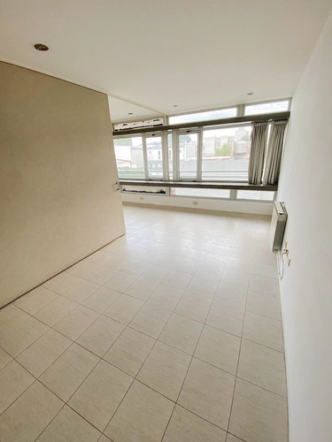 Imagen 9 de 14 de Departamento En Venta - La Plata