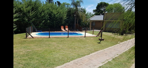 Hermosa Casa Quinta. Inmejorable Entorno. Barrio Super Tranquilo 15 Min Del Centro. Consultas Al 3435203070
