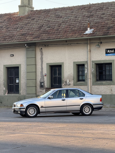 BMW Serie 3 2.5 325i Sedan