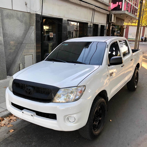 Toyota Hilux 2.5 Dx Pack Cab Doble 4x4 (2009) 2011