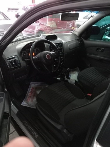 Imagem 6 de 10 de Fiat Strada 2016 1.8 16v Adventure Cab. Dupla Flex 3p
