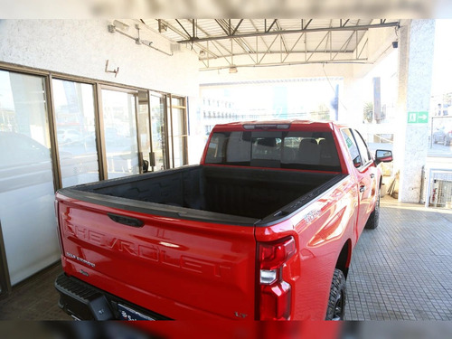 Chevrolet Silverado 5.3 LT R TRAIL BOSS Z71 4X4 AT 4P