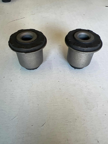 Bushing Tijereta Delantera Inferior Honda Crv 96-01