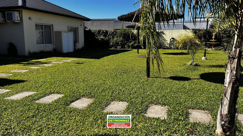 Imagen 10 de 30 de Complejo Turístico En Venta En Colón Entre Ríos Piscina