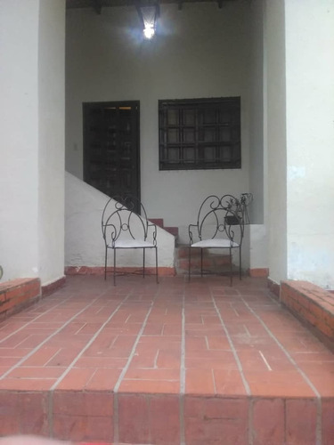 Imagen 3 de 11 de Oportunidad Se Vende Exclusiva Casa 1 Planta Altos Guataparo