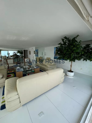 Hermoso Penthouse Con Los Mejores Atardeceres De Playa Mansa Y La Mejor Vista Al Mar