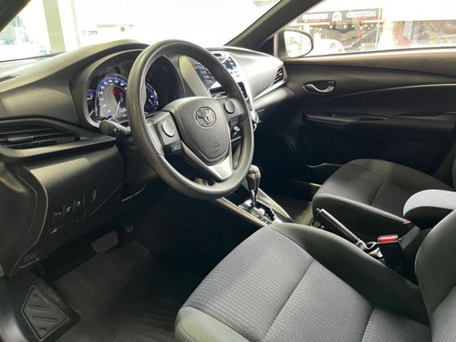 Imagem 7 de 10 de Yaris Xl 1.3 Flex 16v 5p Aut.