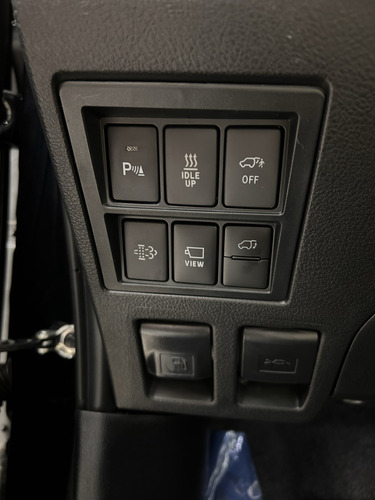 Toyota Hilux SW4 2.8 D-4D TURBO DIESEL DIAMOND 7L 4X4 AUTOMÁTICO