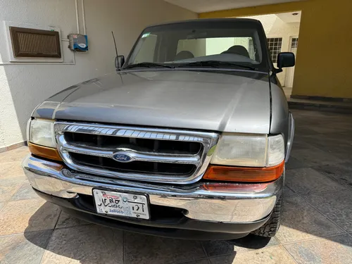 Ford Ranger Ranger súper Cab 6 cilindros 3.0 2 puertas Automática