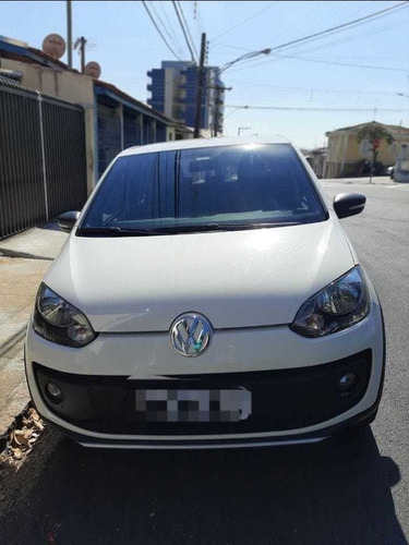Imagem 1 de 6 de Volkswagen Up! 2017 1.0 Track 5p