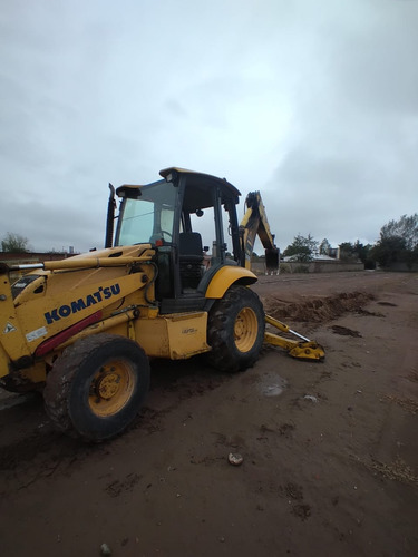 Retroexcavadora Komatsu 146wb
