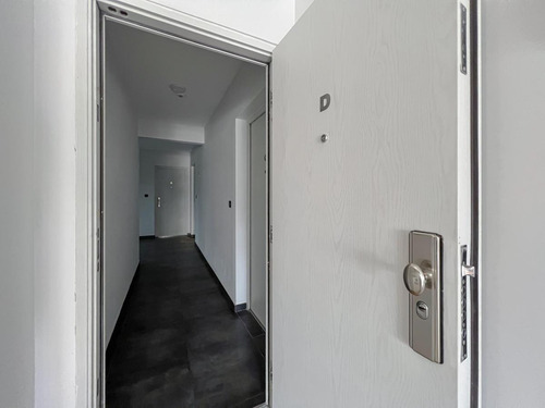 Imagen 13 de 20 de Departamento De 1 Dormitorio Con Gran Balcón En Lourdes