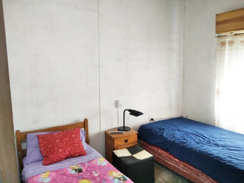 Imagen 4 de 8 de Venta Chalet Independiente Mar Del Tuyu 88 E/ 8 Y 9