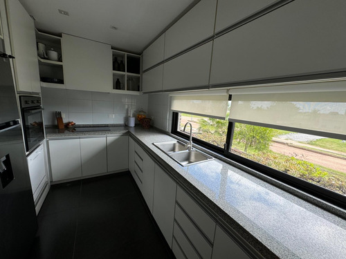 Venta Casa 3 Dormitorios En Barrio Privado - Colinas De Carrasco