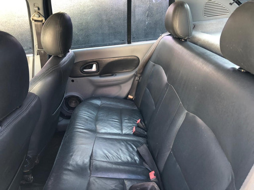 Imagem 9 de 9 de Renault Clio Sedan Privilége 1.6 16v (flex)
