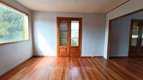 Casa En Pleno Centro De Panguipulli