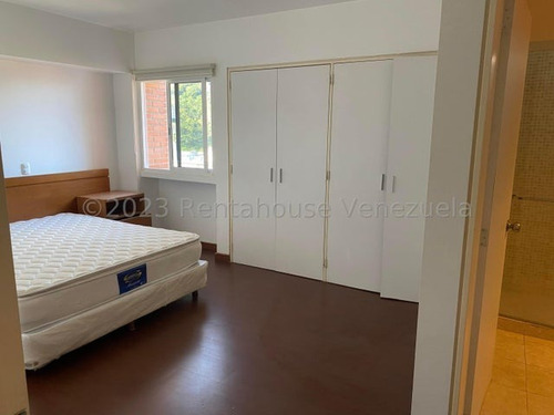 Imagen 19 de 26 de Hermoso Apartamento Con Bella Vista En El Solar Del Hatillo. #23-18908