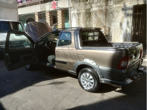 Fiat Strada 1.4 Working Cab. Dupla Flex 2p