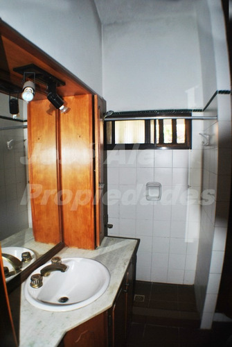Imagen 10 de 11 de En Venta Casa De Cuatro Dormitorios Colonia Del Sacramento