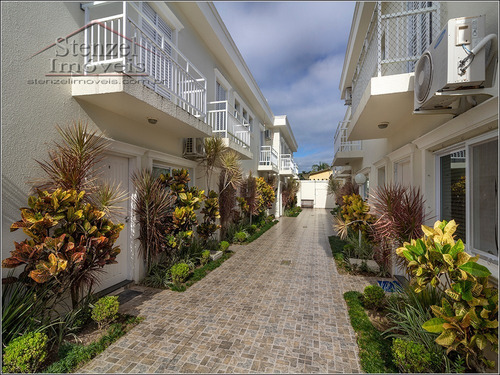Imagem 2 de 17 de Casa Com 3 Quartos À Venda Em Village No Centro De Bertioga - Cc00182 - 69808607