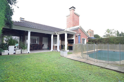 Venta 4 Ambientes Jardín Pileta Las Lajas