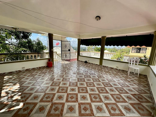 De Oportunidad Vendo Casa En Bayona, Santo Domingo Oeste