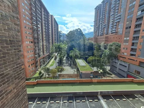 Casas En Arriendo Loma San Jose 472-7079