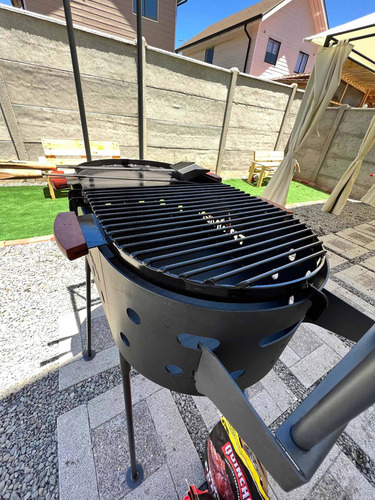 Imagen 5 de 10 de Parrilla Para Asados A Carbón Premium Tromen Duomo Oval